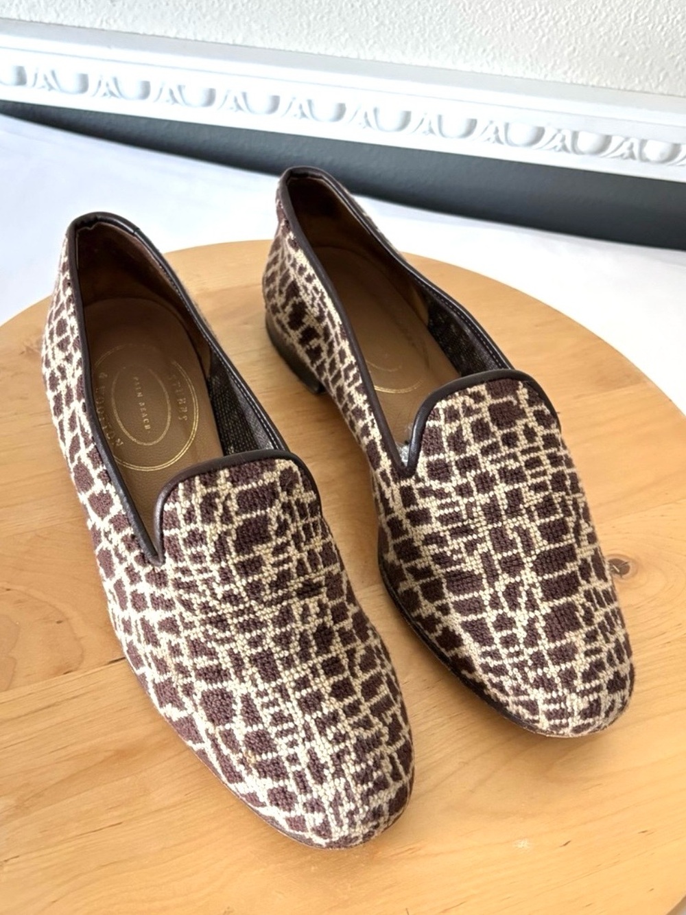 Stubbs & Wootton Giraffe Pattern needlepoint Classic Brown and Cream Loafers 9